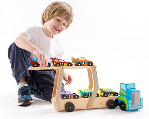 Melissa & Doug - Holz Autotransporter Set mit Kran und 6 Autos, Ideal für Kinder ab 3 Jahren