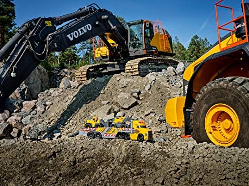 Dickie Toys Volvo LKW mit Anhänger & 2 Fahrzeugen, Licht & Sound, ideal für Bau-Szenen, 70 cm groß